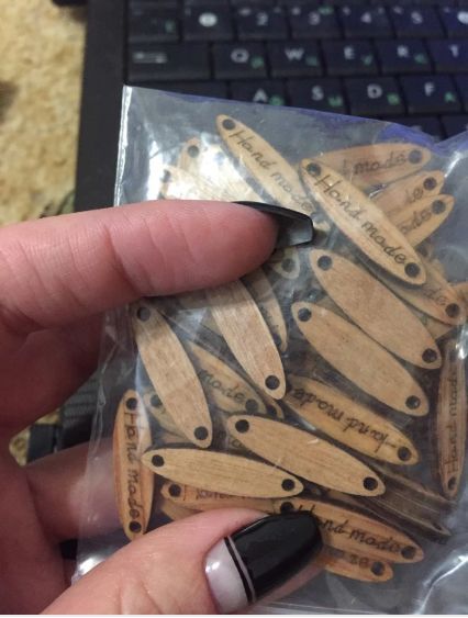 Дървени детайли/надпис Hand made за дрехи или аксесоари