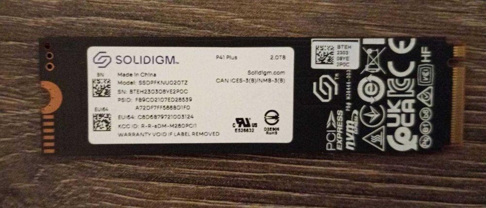 SSD PCIe 4.0 NVME 2TB Garantie