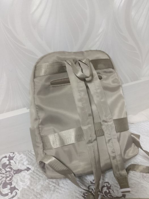 Школьный рюкзак коричневый