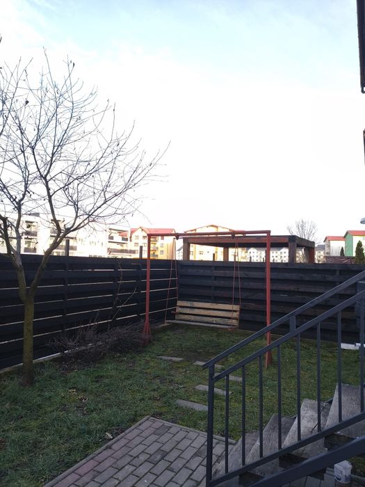 Apartament de închiriat.