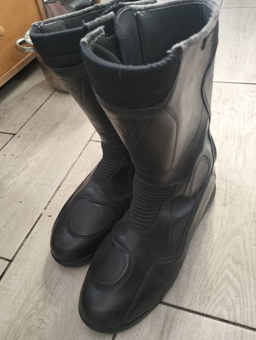 Cizme moto pt motocicliști