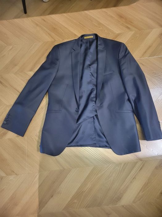 Продам костюм мужской