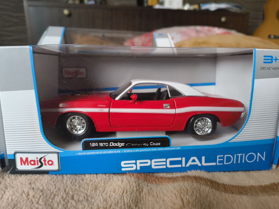 Колички Maisto 1:24