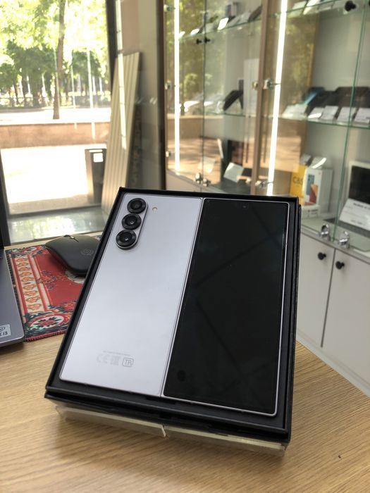 Samsung Z Fold6, 512gb (p25)