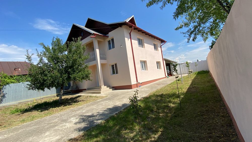 Vila de vis cu grădină