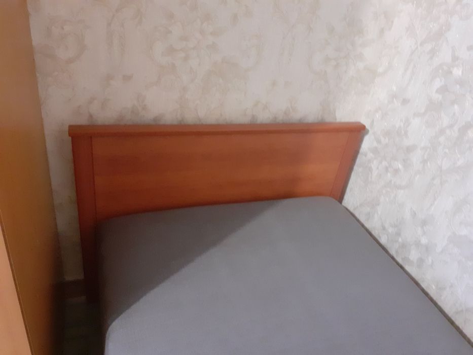 Продам кровать .