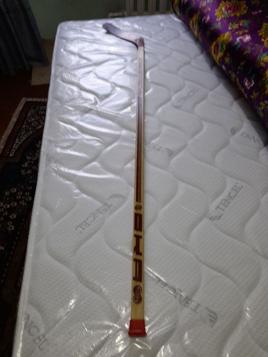 Продам Хоккейный клюшка