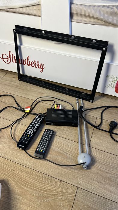 Телевизор Samsung 32” LED — отличное состояние