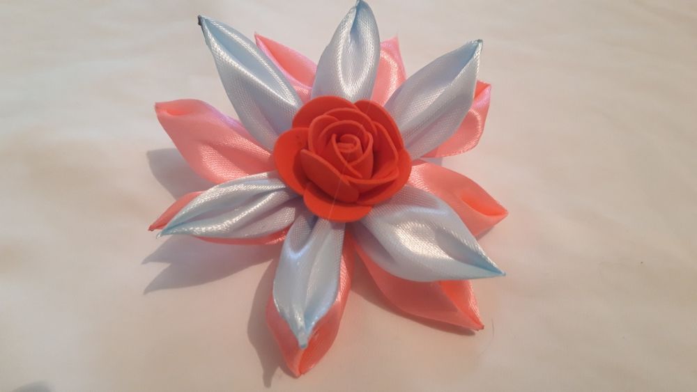 Резинки для волос