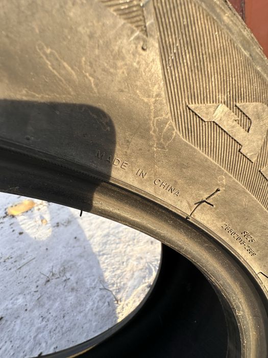 Продаю летние покрышки