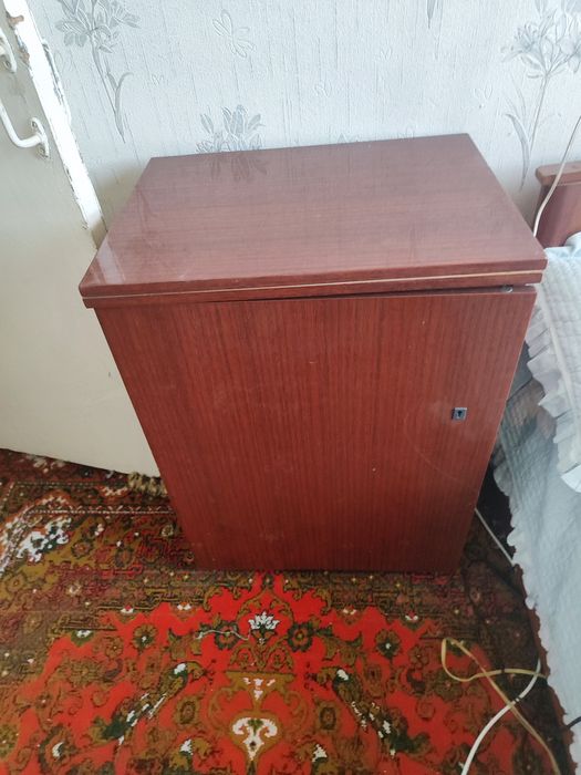 Продаю швейную машинку