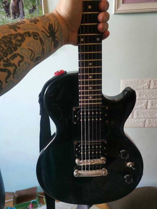 Ел Китара Epiphone Special II