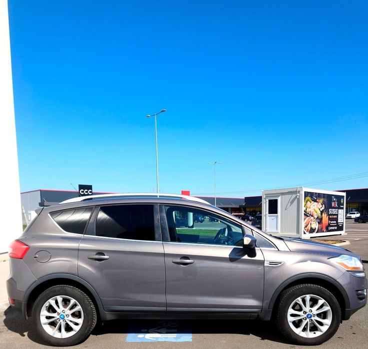 Ford Kuga 2.0 TDCi 140 CP – AUTOMATĂ – 2012 – 4x4
