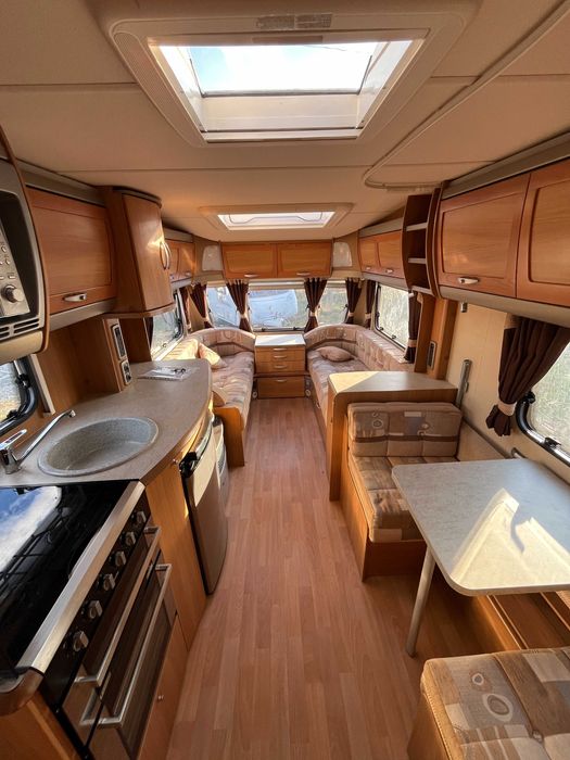 Rulota Swift Conqueror 530 2010 editie Silver Full Option Off Camping