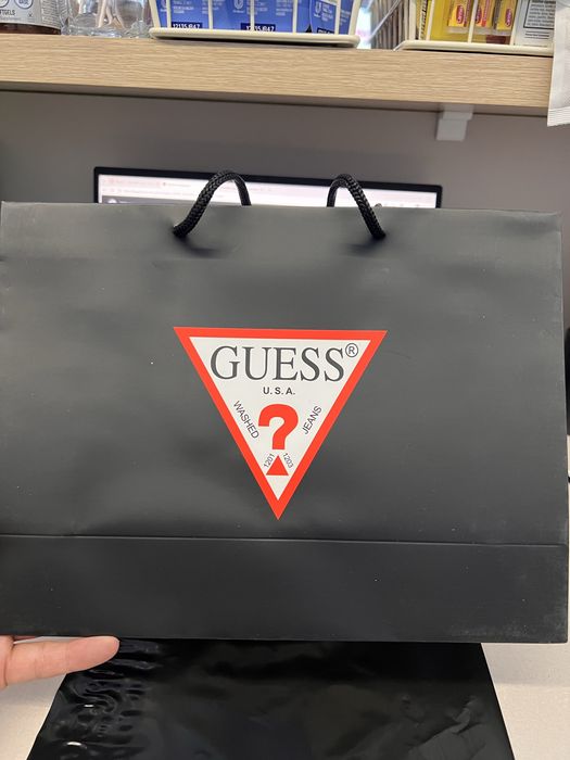Пакеты  подарочные GUESS