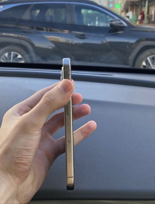 Iphone 15 pro Titanium