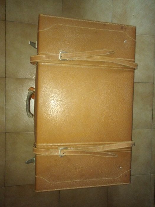 Стари куфари