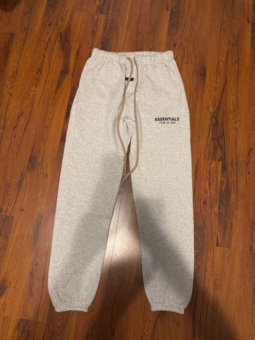 Pantaloni // Essentials \\ Premium / 2025 / Fear Of God