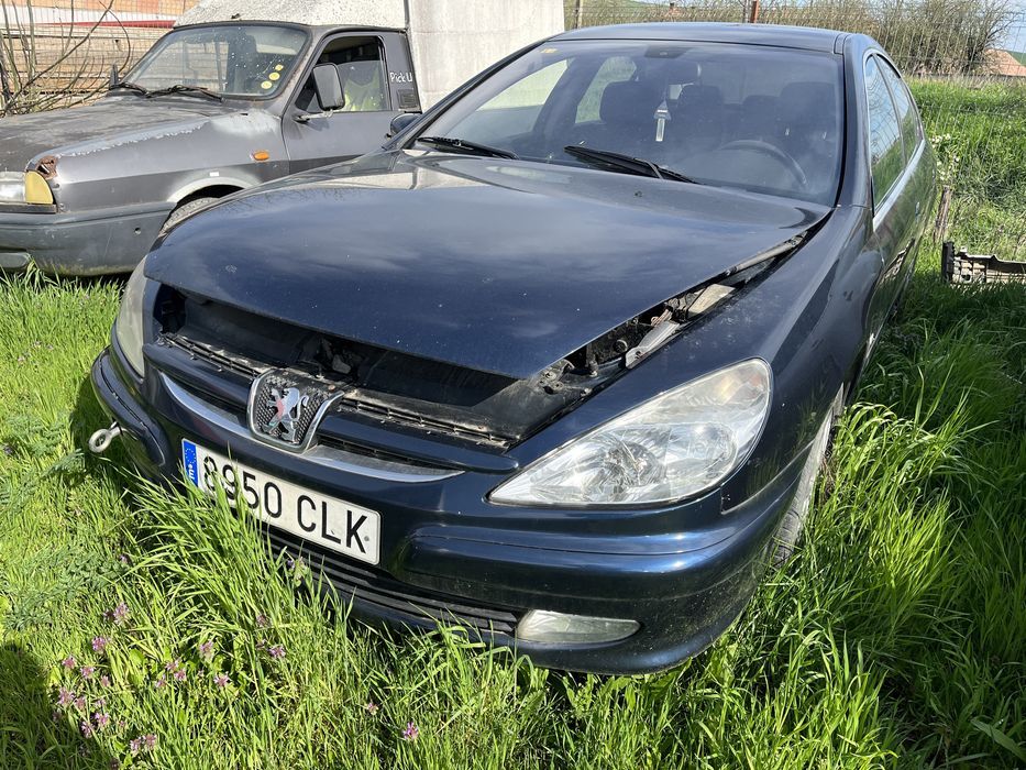 far stanga/dreapta peugeot 607 plus alte piese!