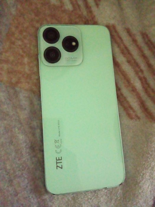 Продам / обменяю ZTE Blade V50 Design