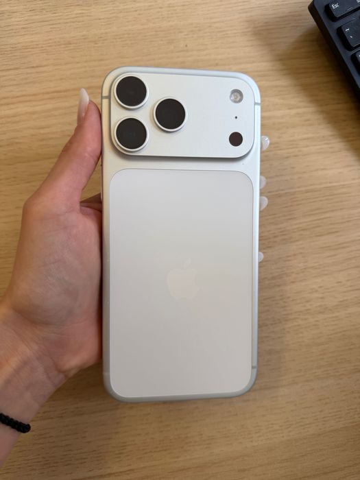 iPhone 17 Pro Max