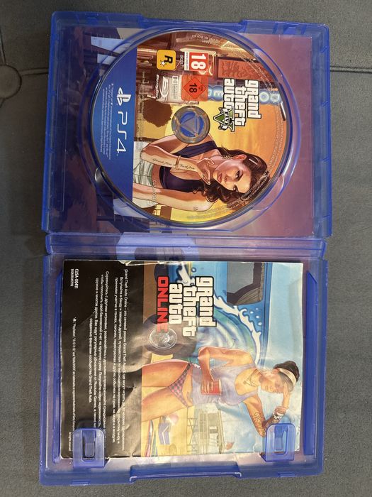 Диск GTA V на PS4