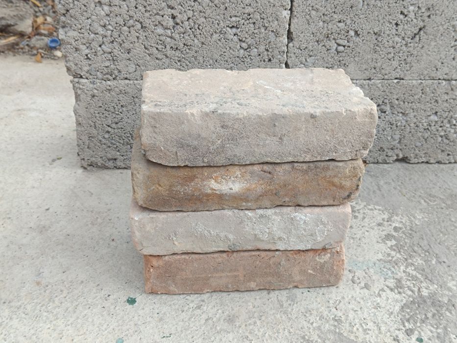 Продаются кирпичи