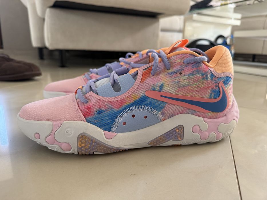 Nike PG 6 Painted Swoosh