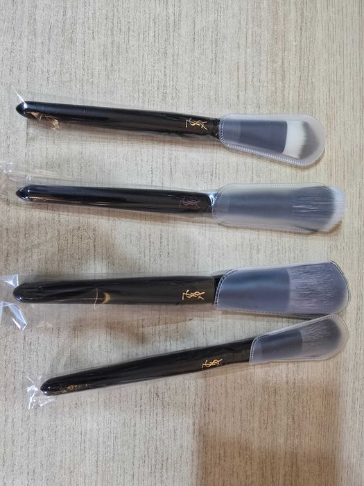 Pensule machiaj YSL- lot 10 buc