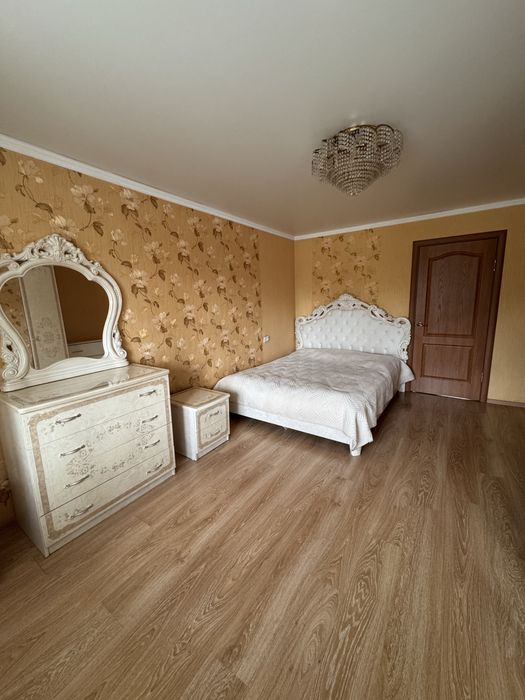 Продам спальную мебель