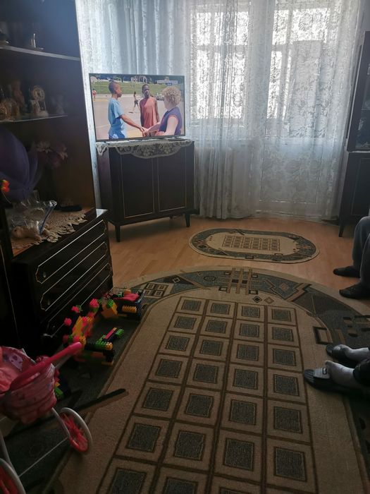 Vand apart.3 camere str.Motorului 4