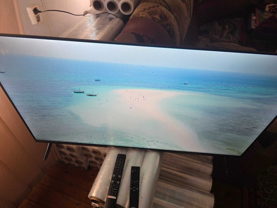 Televizor nou Tcl