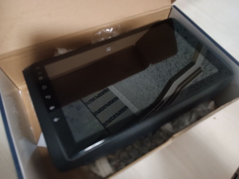 Manitor sotiladi 4/32