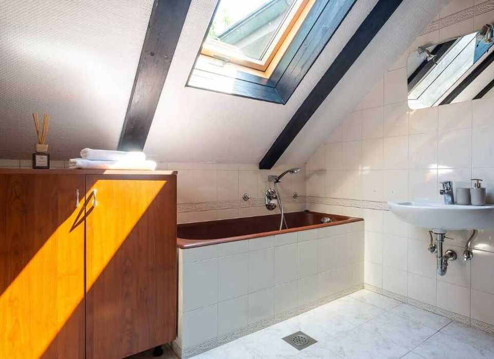 Дава се под наем Едностаен апартамент в Пловдив, Съдийски - 40 кв.м за 204 € - Снимка #1