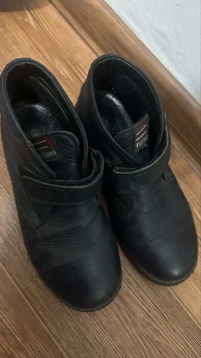 Обувь для мальчика продам