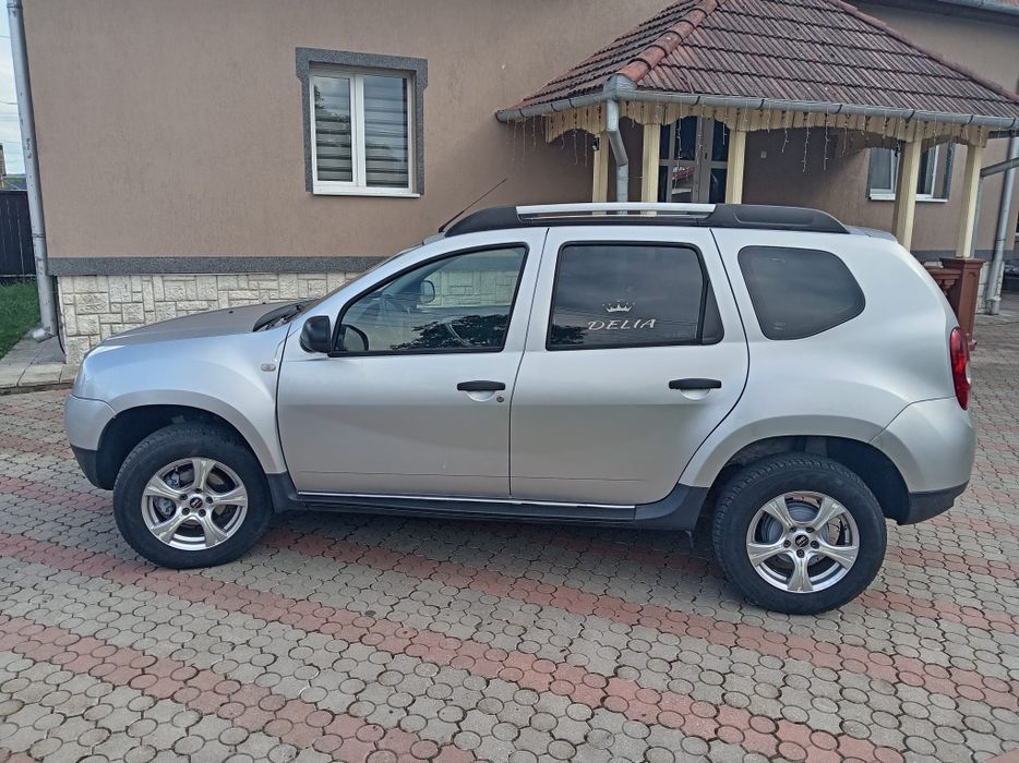 DACIA Duster 2010 — imagine 3