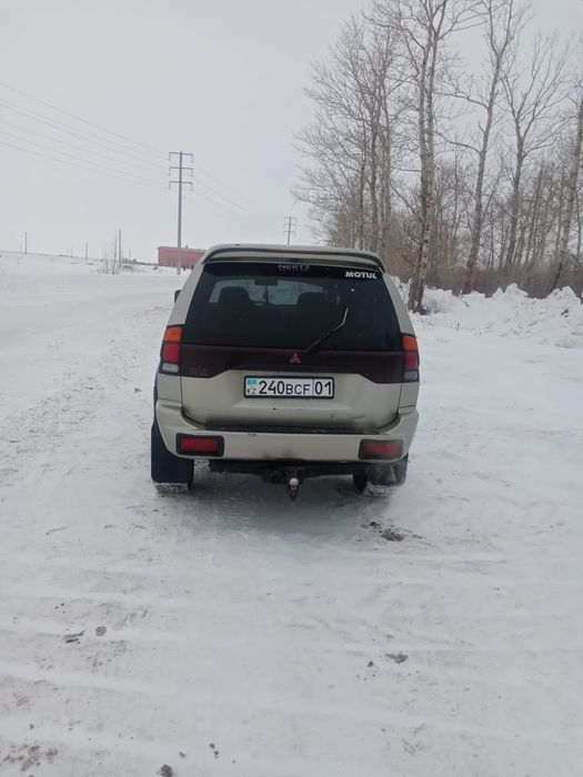 Продам машину срочно