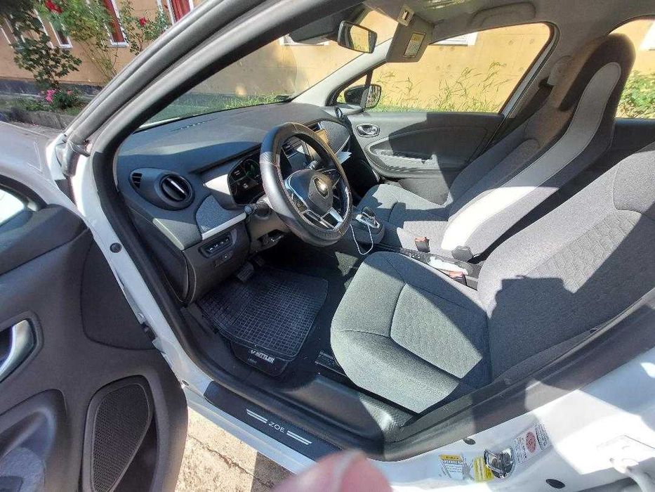 Renault Zoe  acu 52 kw,62000 km 2022.oct ,incarcare dc 50kw ac 22 kw ,