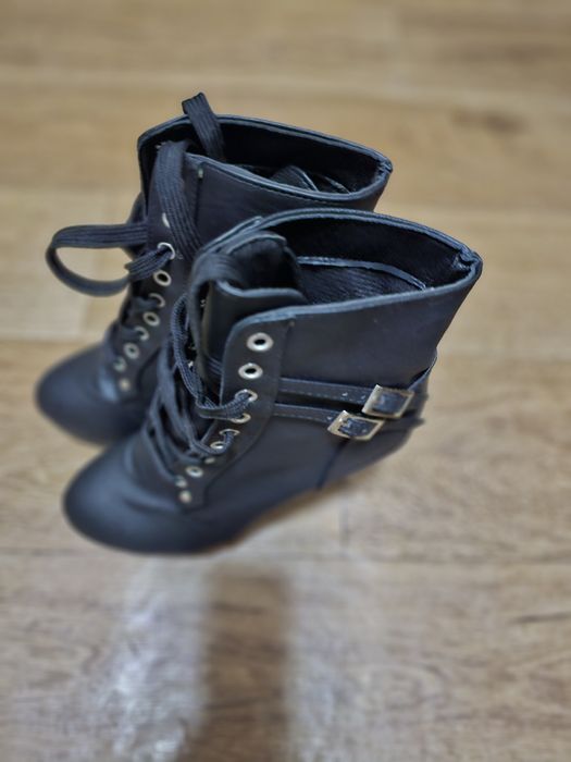 Продам ботильоны