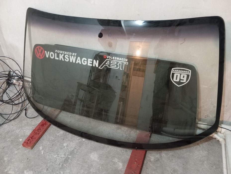 Стекло лобовое б.у. т4 бусик