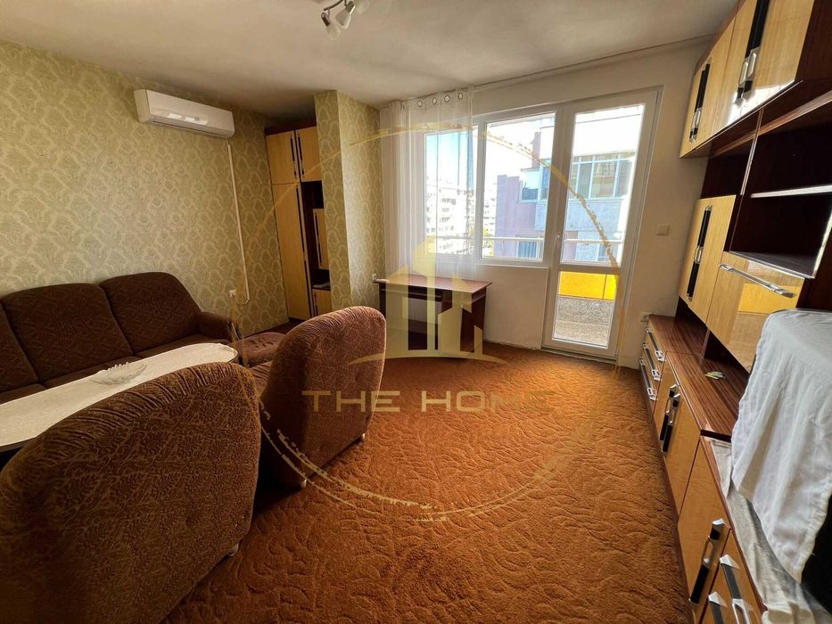 Дава се под наем Четиристаен апартамент в Варна, Лятно кино Тракия - 140 кв.м за 700 € - Снимка #2