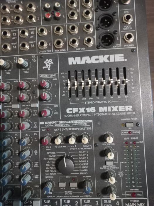 Vând mixer profesional Mackie cfx16