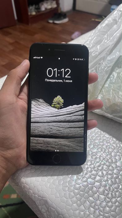 Продаю либо обменяю айфон 7+