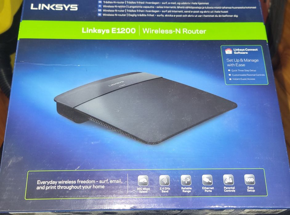 Linksys E1200 Wireless-N рутер