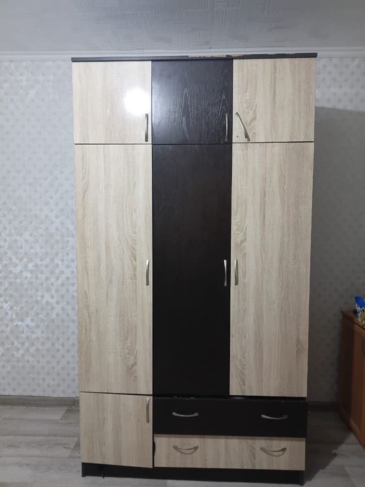 Шифоньер продается