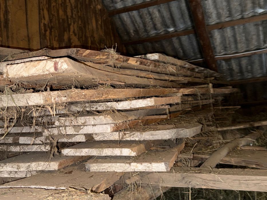 Lemn de cireș uscat