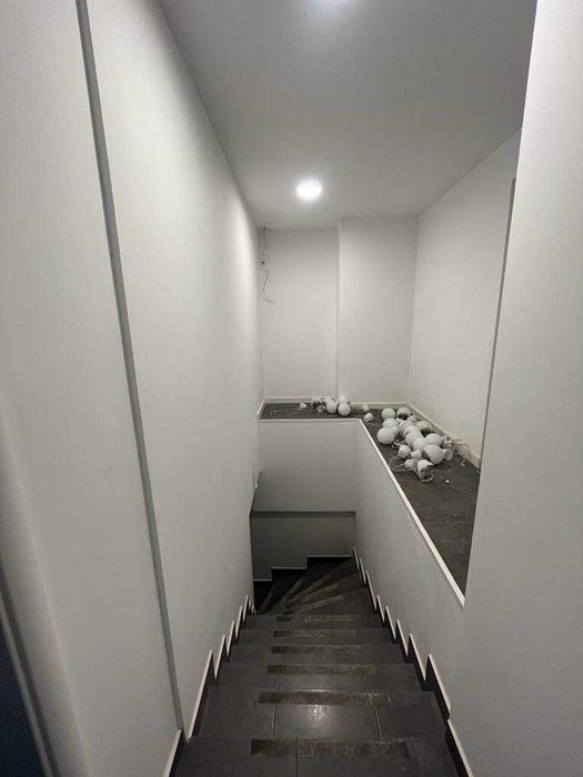 Inchiriez spațiu comercial Ploiești