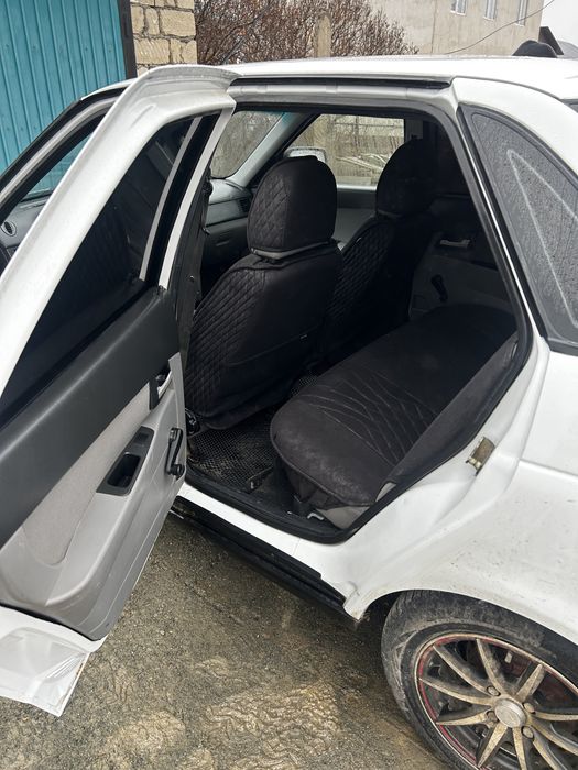 Срочно Продам Приору 1, 2013 г Полулюкс