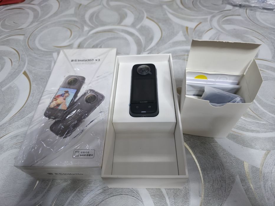 Экшен камера INSTA 360 X3