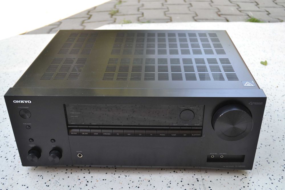 Amplificator Onkyo TX NR 555 Defect